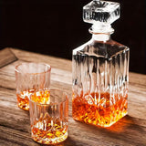 Whiskey-pullon ja -lasien setti